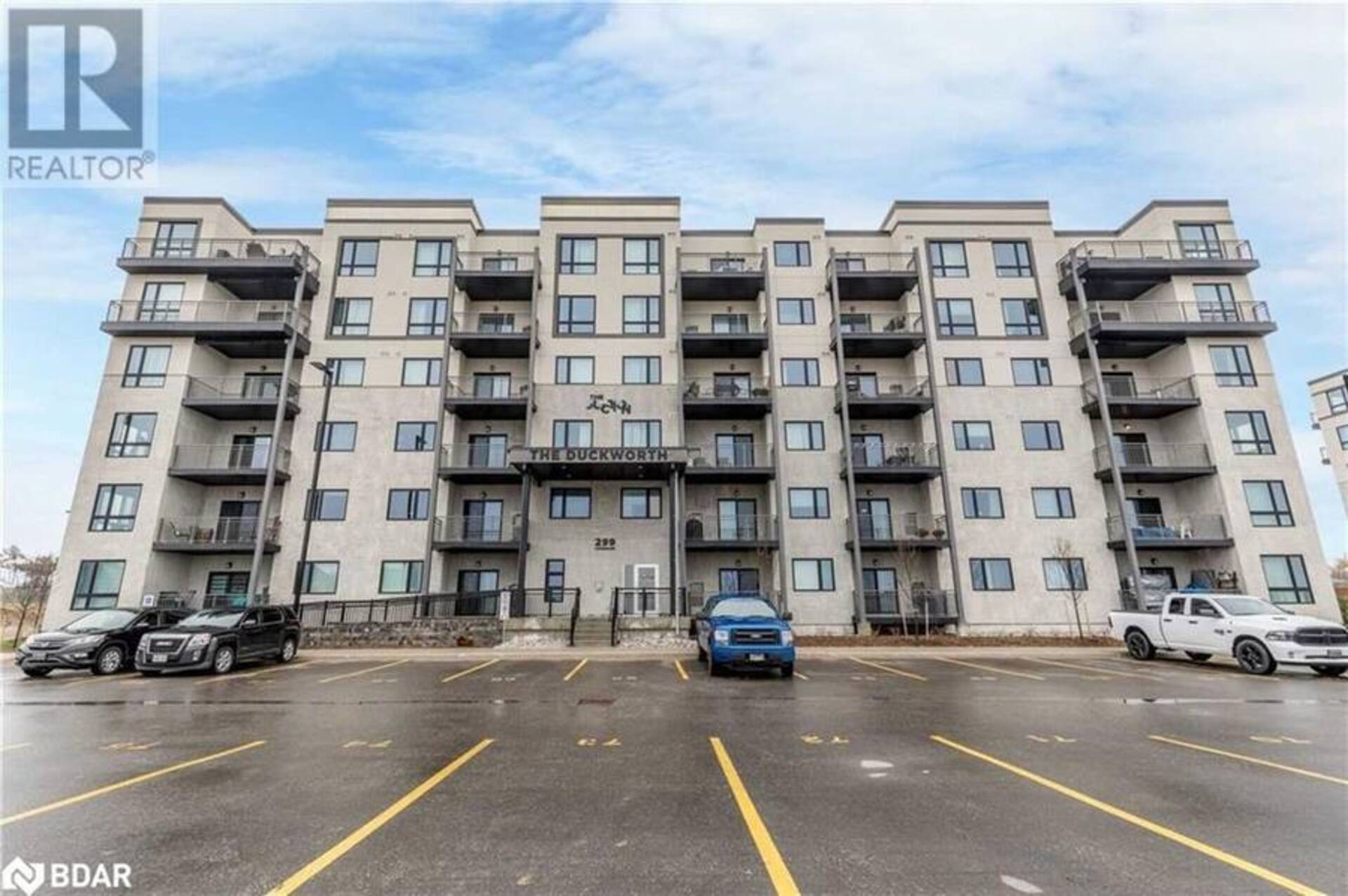 299 CUNDLES Road E Unit# 310 Barrie