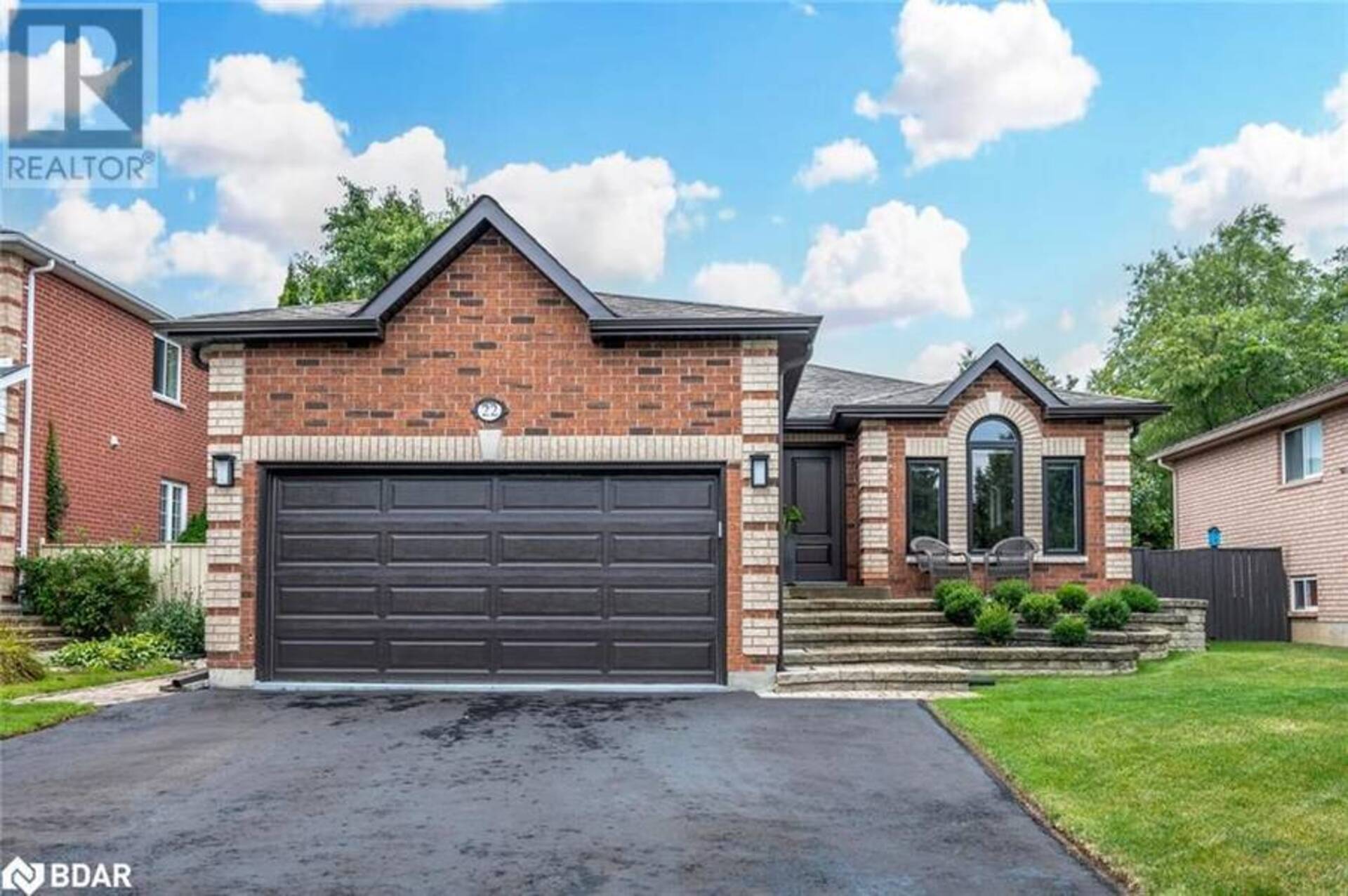 22 CLOUGHLEY Drive Barrie