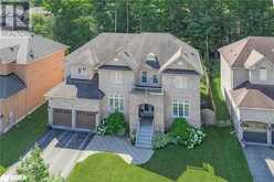 28 CAMELOT Square Barrie