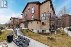 35 MADELAINE Drive Unit# 4 Barrie