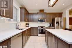 3089 EMPEROR Drive Orillia