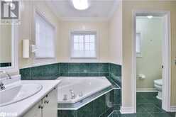 22 EMMS Drive Barrie