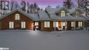 2 PINEVIEW Drive Oro-Medonte