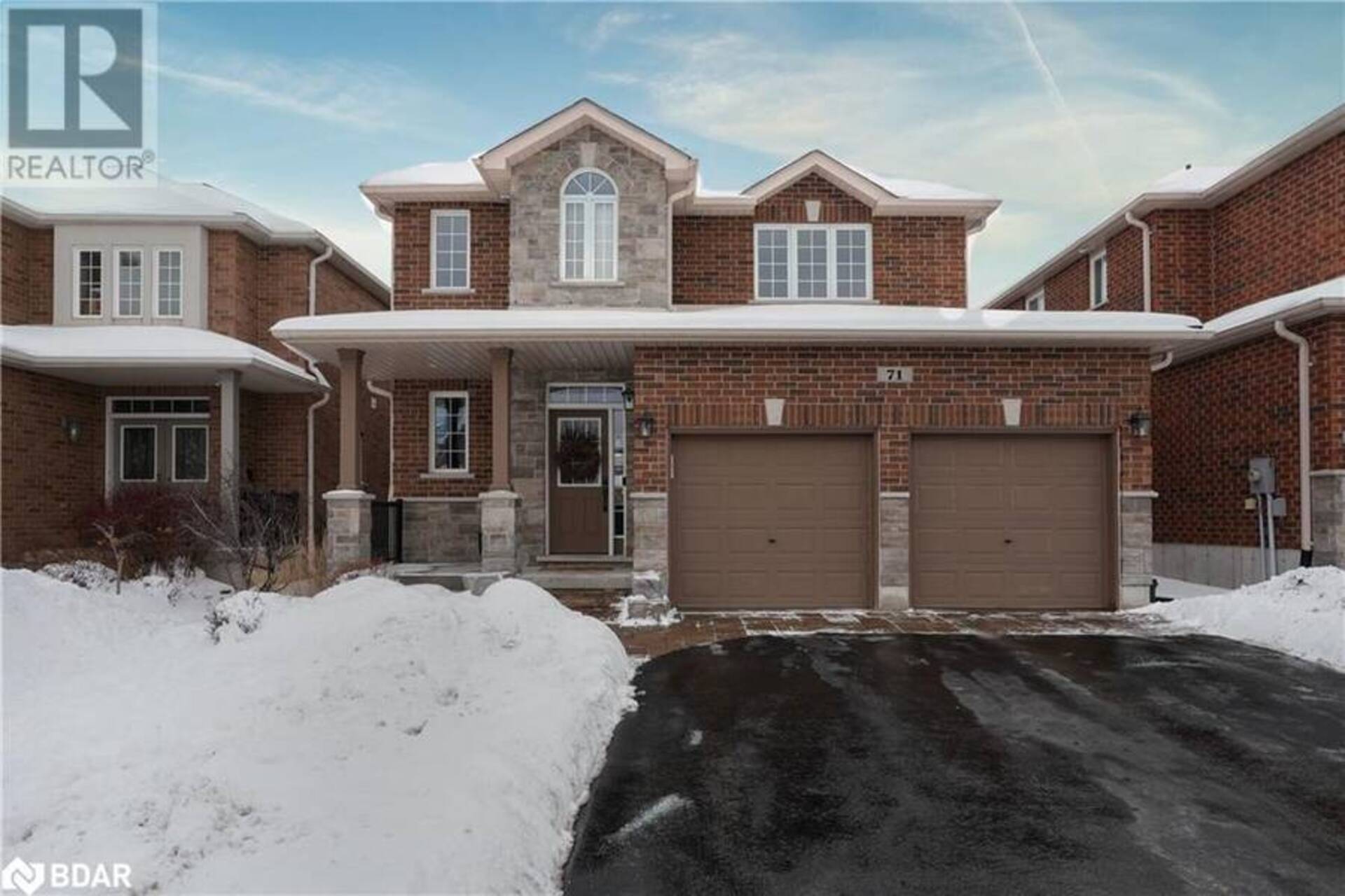 71 GRAIHAWK Drive Barrie