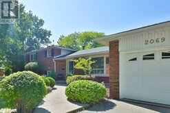 2069 THORNLEA Drive Oakville