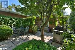 2069 THORNLEA Drive Oakville