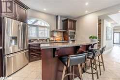 27 WHITE OAKS Road Barrie