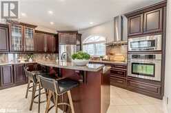 27 WHITE OAKS Road Barrie