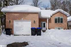 15 LISBON Court Wasaga Beach