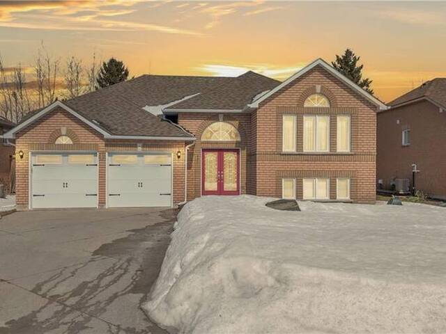 8 BRIARWOOD Place Wasaga Beach