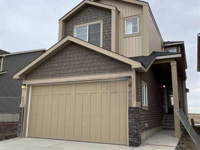 32 Lewiston View NE Calgary