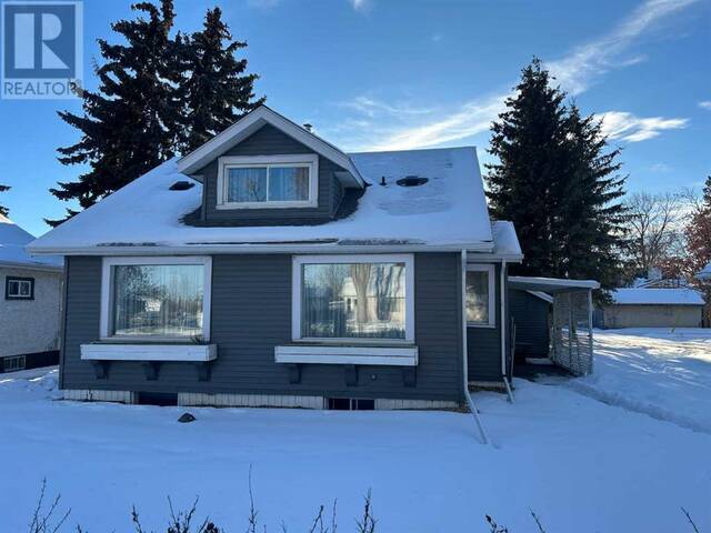 5003 56 Avenue Ponoka