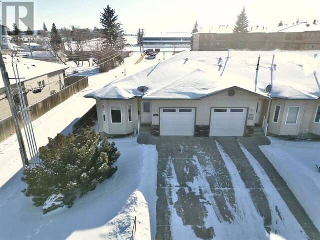 5413 46 Avenue Ponoka