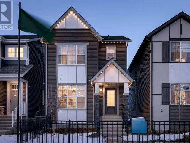 92 Corner Glen Avenue NE Calgary