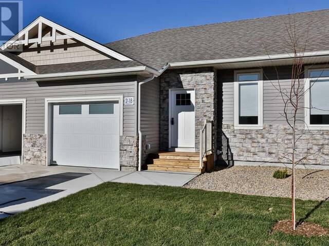 2, 18 Riverford Close W Lethbridge