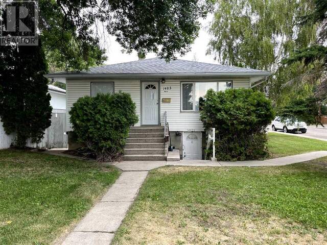 1423 & 1425 13 Avenue S Lethbridge