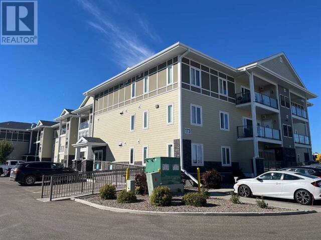 205, 173 Fairmont Boulevard S Lethbridge