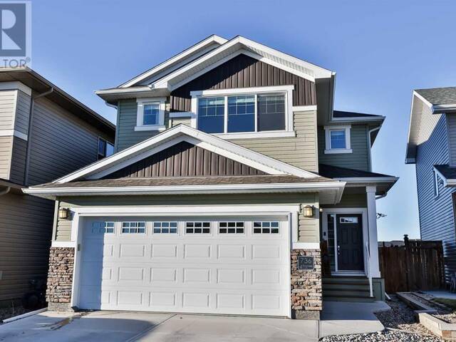 736 Coalbrook Close W Lethbridge