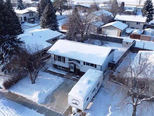 56 Trent Road W Lethbridge