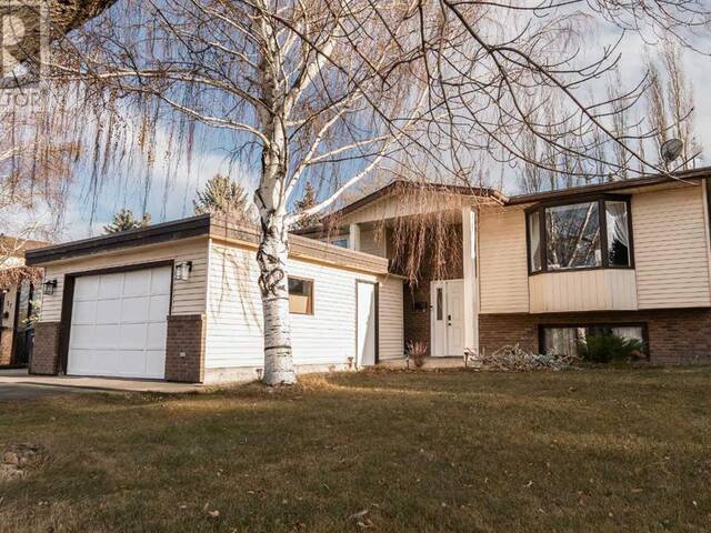 23 Red Crow Boulevard W Lethbridge