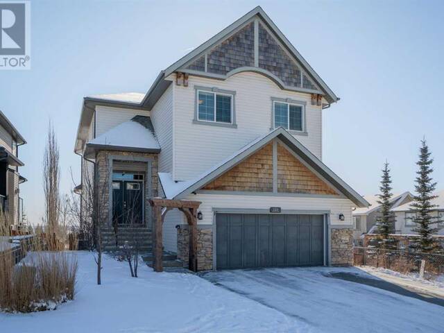 121 Heritage Hill Cochrane