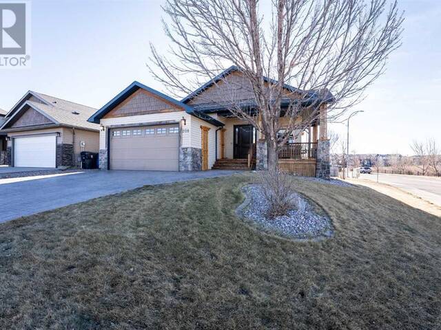 208 Mt Sunburst Place W Lethbridge