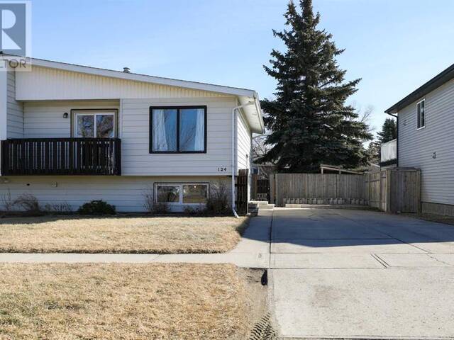 124 Temple Boulevard W Lethbridge