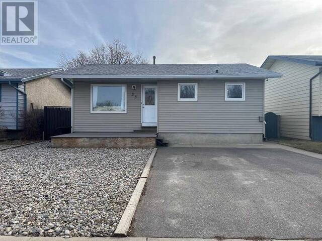 23 Princeton Road W Lethbridge