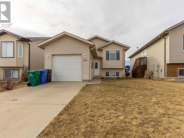 324 Tartan Circle W Lethbridge