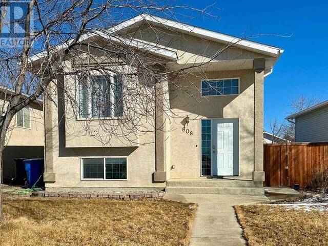 808 Red Crow Boulevard W Lethbridge