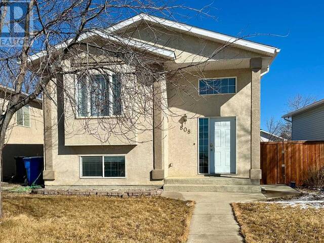 808 Red Crow Boulevard W Lethbridge