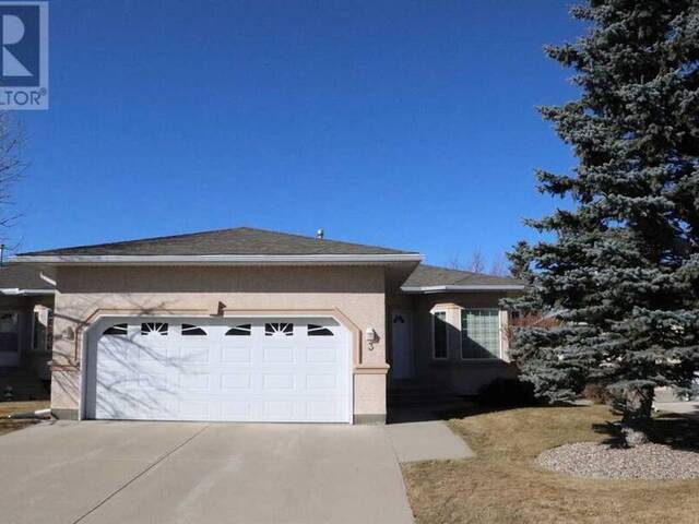 3, 50 Fairmont Boulevard S Lethbridge