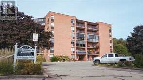 17 MILL POND Court Unit# 405 Simcoe