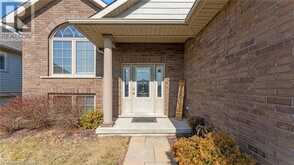 284 DONLY DRIVE SOUTH Simcoe