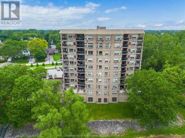 10 Van Allen AVENUE Unit# 402 Chatham Ontario