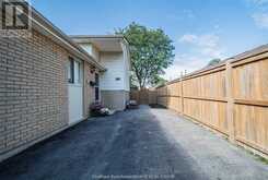 31 EARL DRIVE Chatham