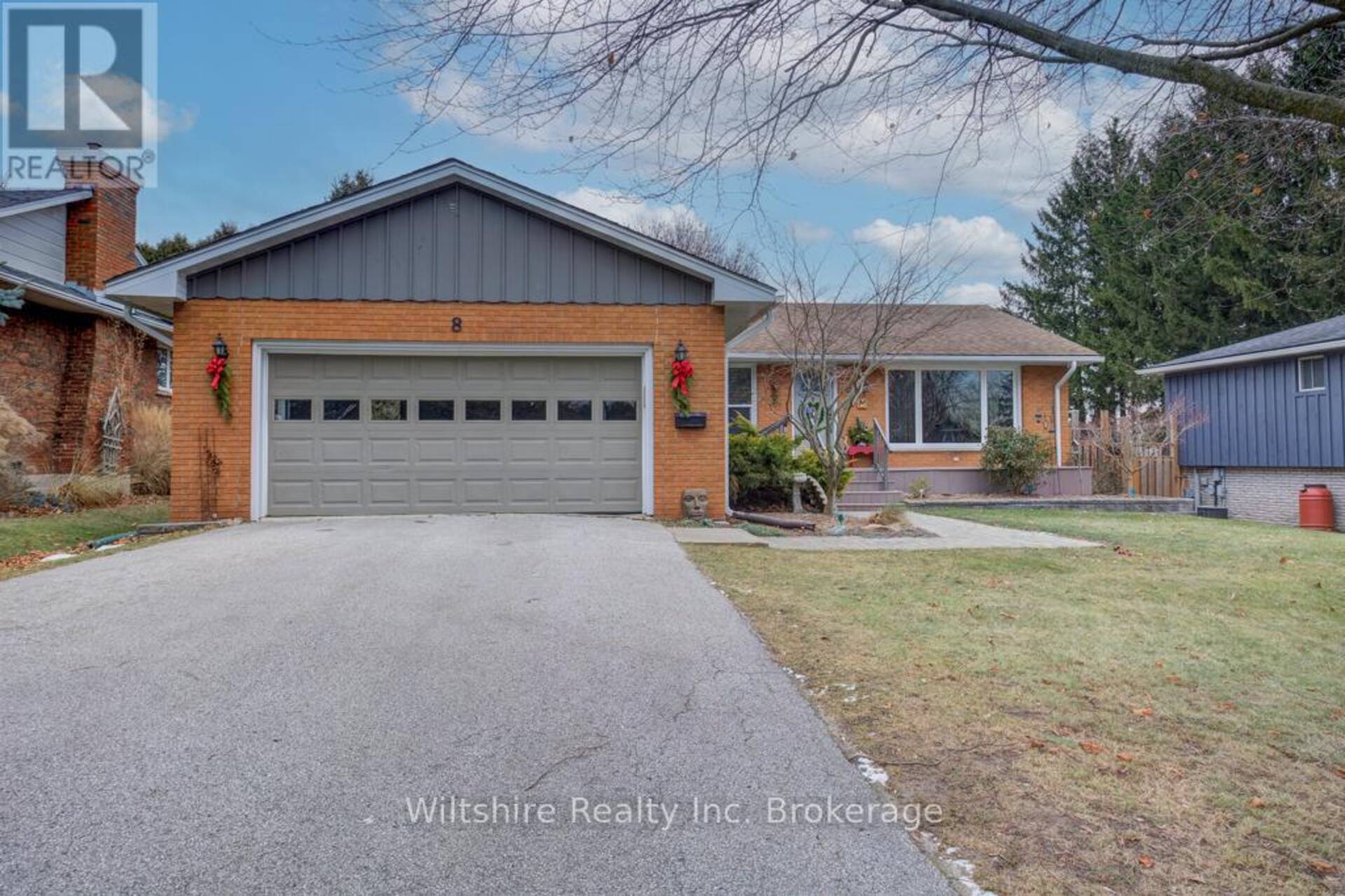 8 WOODCOCK DRIVE Tillsonburg