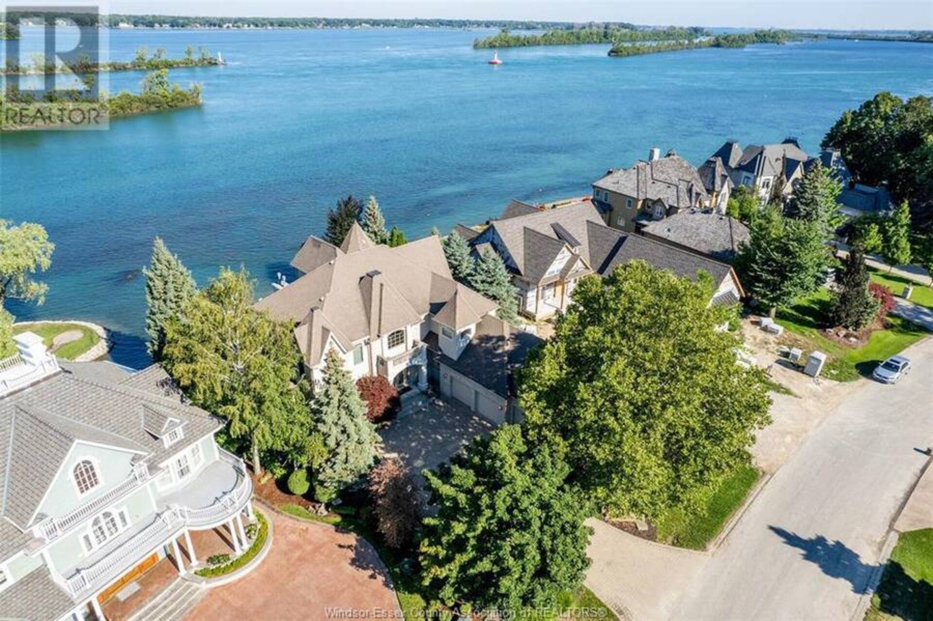 350 CRYSTAL BAY DRIVE Amherstburg