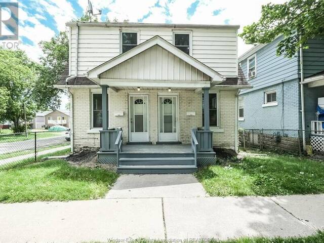 3373-3375 PETER Windsor Ontario