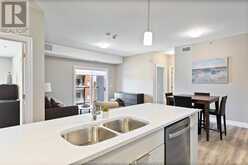 728 BROWNSTONE Unit# 303 Lakeshore