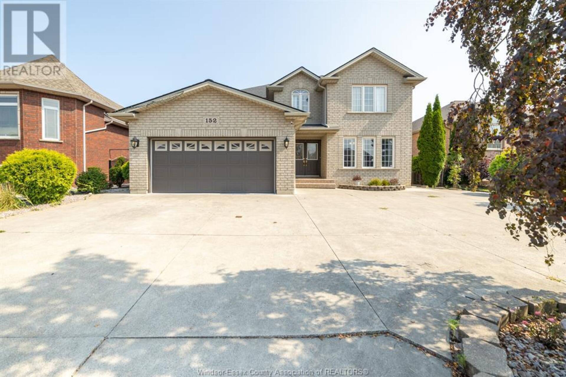 152 SHADY SPRING CRESCENT Lakeshore