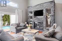 1091 WOODLAND Lakeshore