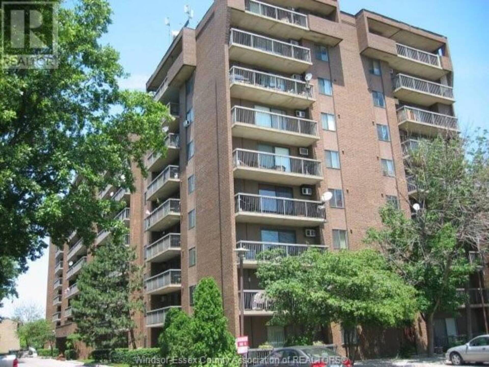 3936 WYANDOTTE STREET East Unit# 207 Windsor