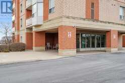 99 Robson ROAD Unit# 202 Leamington