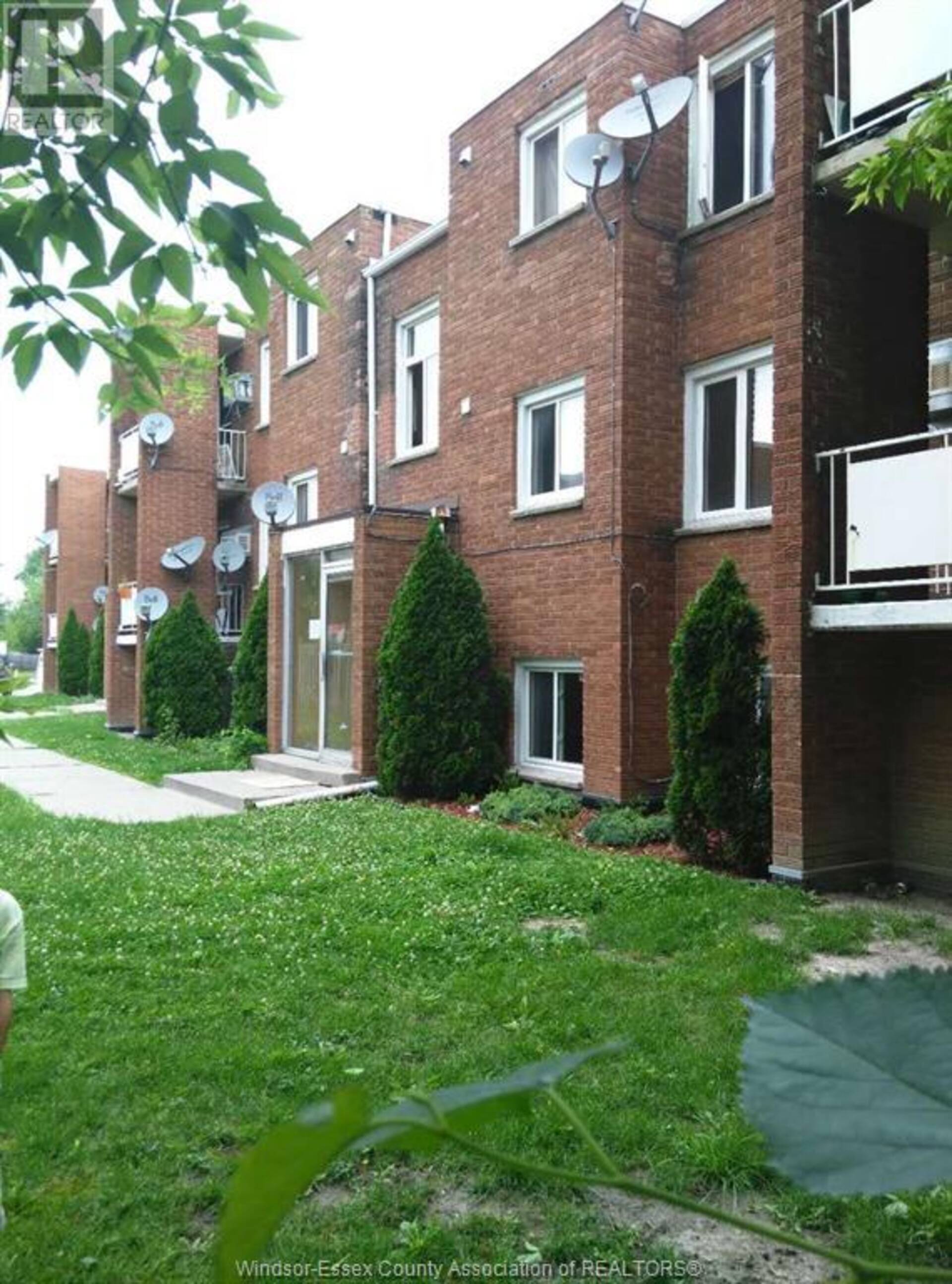 2480 RIVARD AVENUE Unit# 8 Windsor