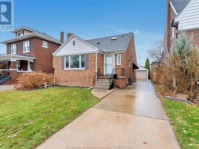 236 VILLAIRE AVENUE Windsor Ontario