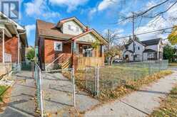 794 JANETTE AVENUE Windsor