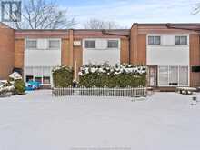 1731 EAST GATE ESTATES Unit# 41 Windsor