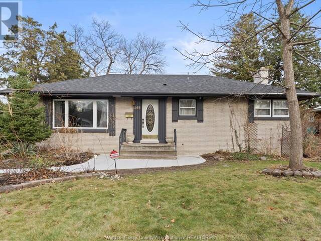 3086 AVONDALE AVENUE Windsor Ontario