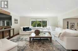 1042 LILYDALE Lakeshore